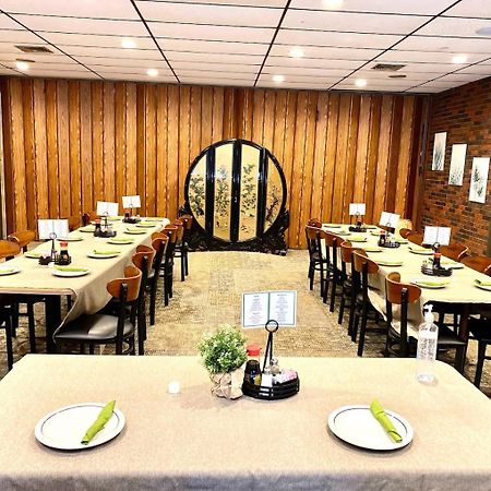Regency Inn Iola Экстерьер фото